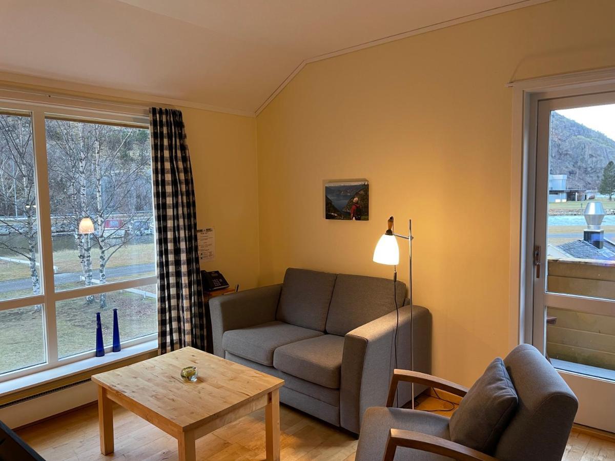 Laerdal Ferie- Og Fritidspark Lærdalsøyri Exteriör bild